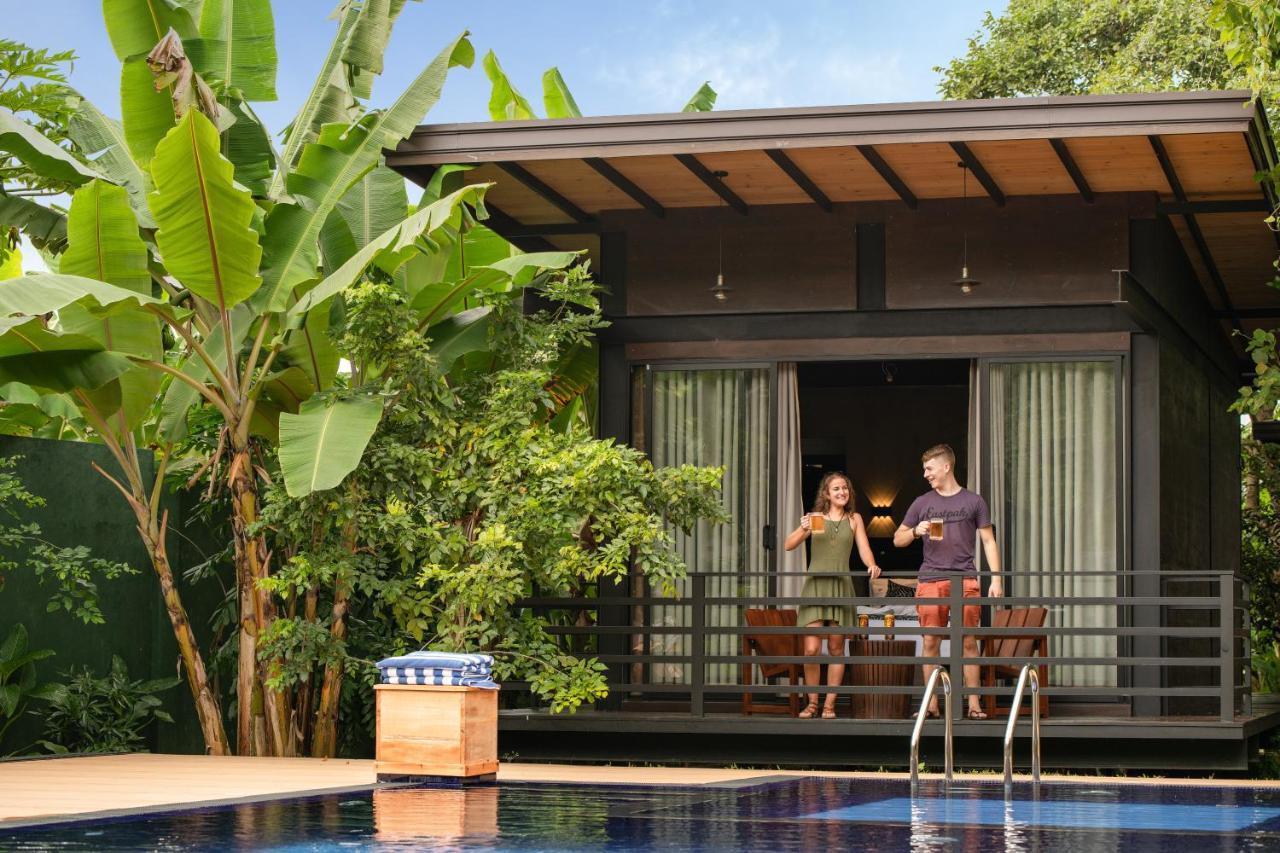 Atha Resort Sigirîya Extérieur photo A pool villa at Centara Kata Resort & Villas Phuket